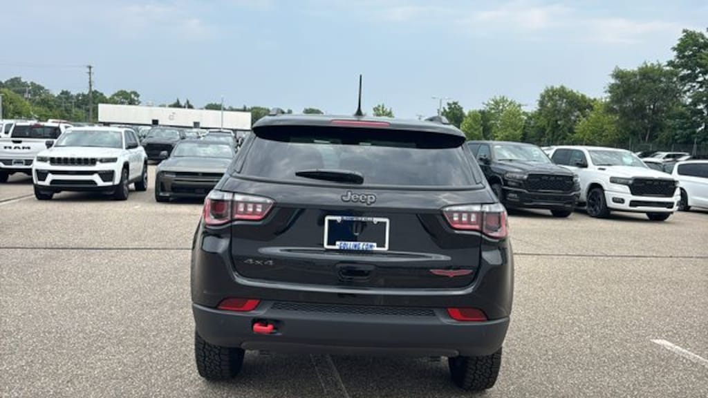 New 2026 Jeep Compass TRAILHAWK 4X4 Sport Utility
