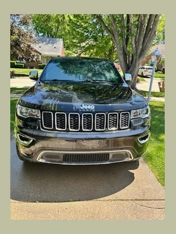 2017 Jeep Grand Cherokee Limited 4WD's photo