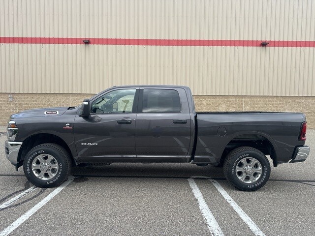 2025 Ram 2500 Big Horn photo 3