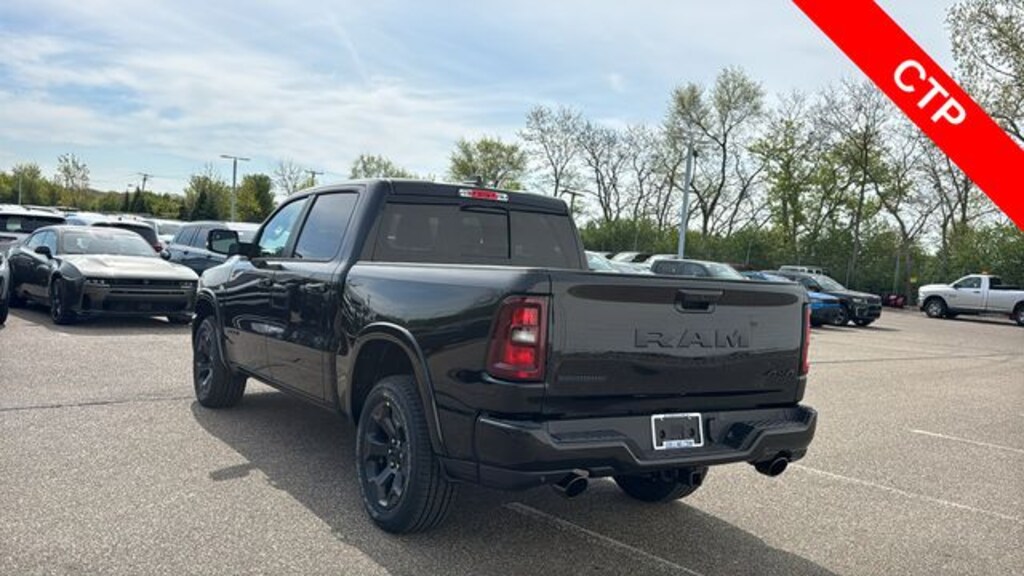 New 2026 Ram 1500 BIG HORN CREW CAB 4X4 5'7 BOX Pickup