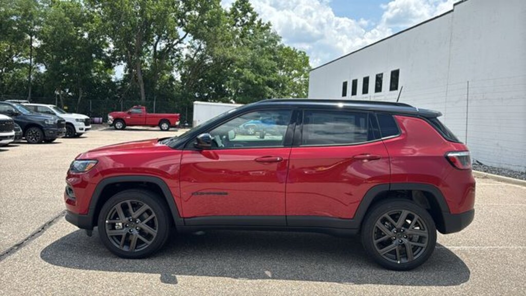 New 2026 Jeep Compass LIMITED ALTITUDE 4X4 Sport Utility