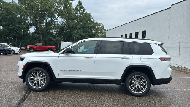 New 2027 Jeep Grand Cherokee L LIMITED 4X4 Sport Utility
