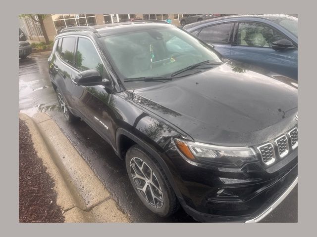 2024 Jeep Compass Limited 4X4's photo