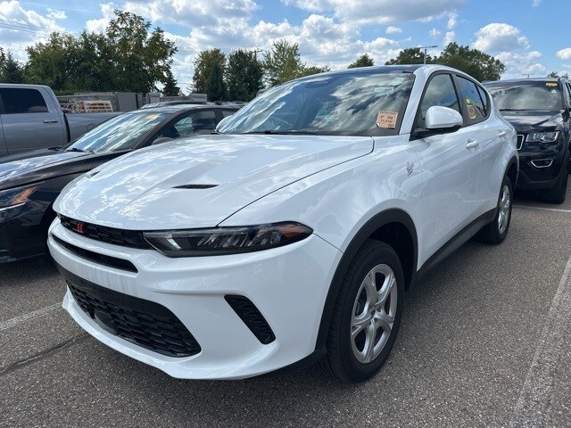 2024 Dodge Hornet GT Plus photo 2