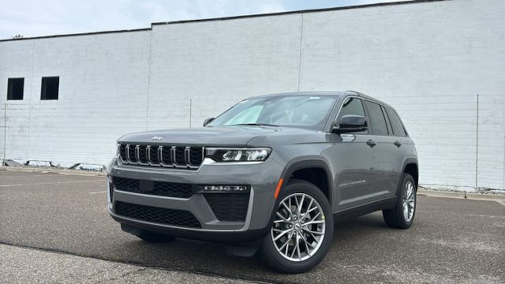 New 2027 Jeep Grand Cherokee LIMITED 4X4 Sport Utility