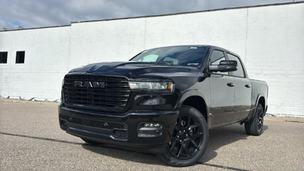New 2026 Ram 1500 LARAMIE CREW CAB 4X4 5'7 BOX Pickup