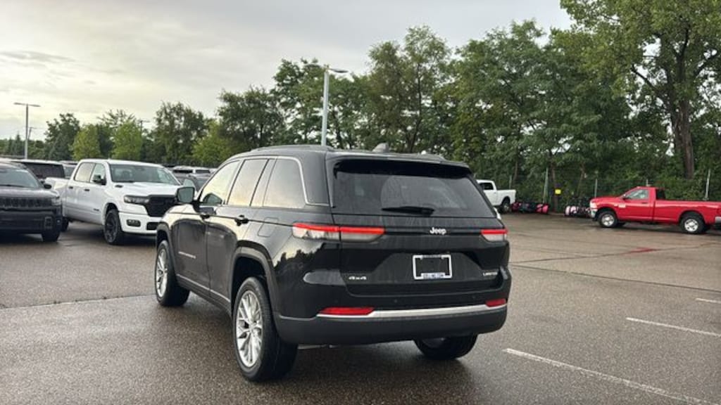 New 2027 Jeep Grand Cherokee Limited Sport Utility