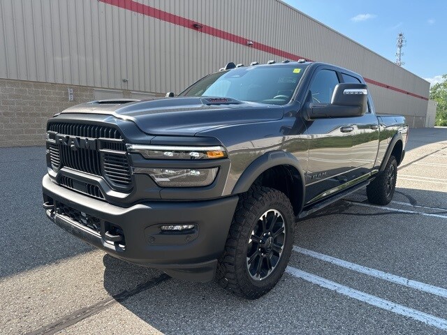2025 Ram 2500 Power Wagon photo 3