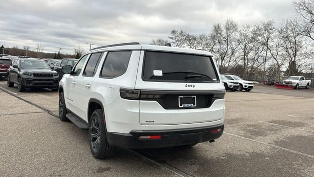 New 2026 Jeep Grand Wagoneer LIMITED ALTITUDE 4X4 Sport Utility