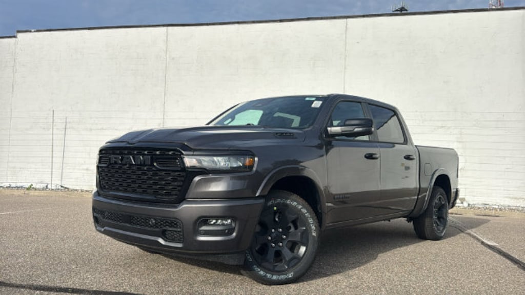 New 2026 Ram 1500 BIG HORN CREW CAB 4X4 5'7 BOX Pickup