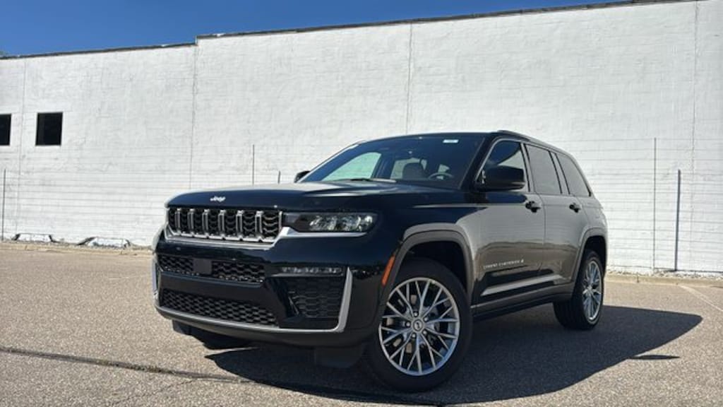 New 2027 Jeep Grand Cherokee LIMITED 4X4 Sport Utility