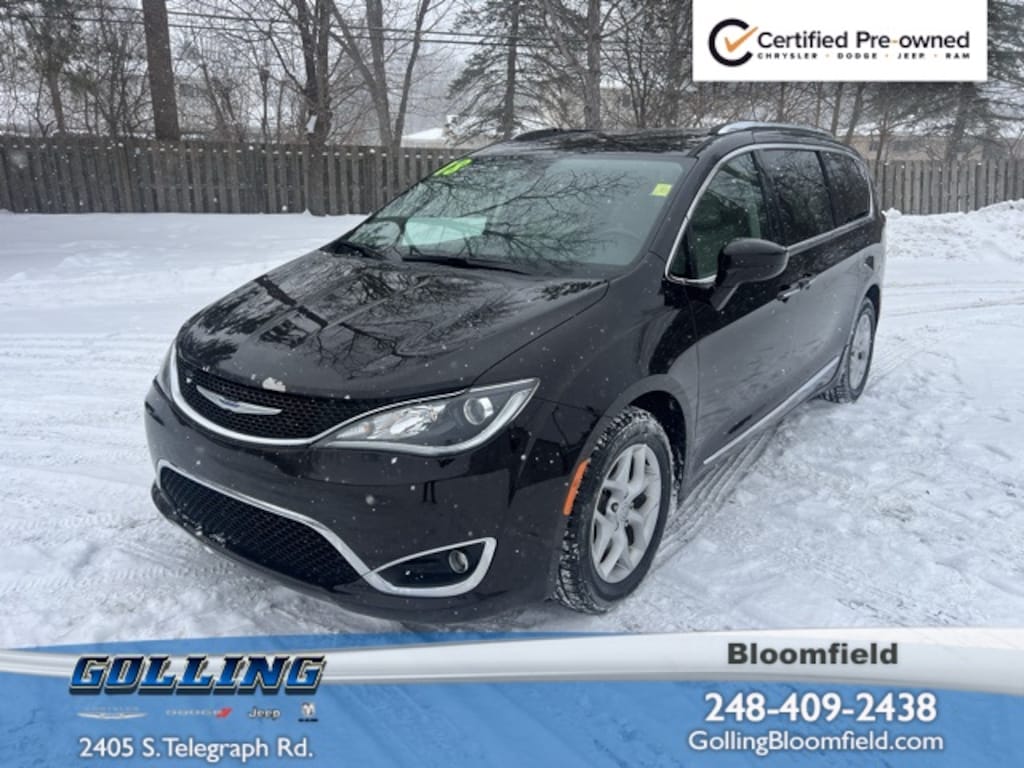 Used 2018 Chrysler Pacifica Touring L Plus Minivan/Van