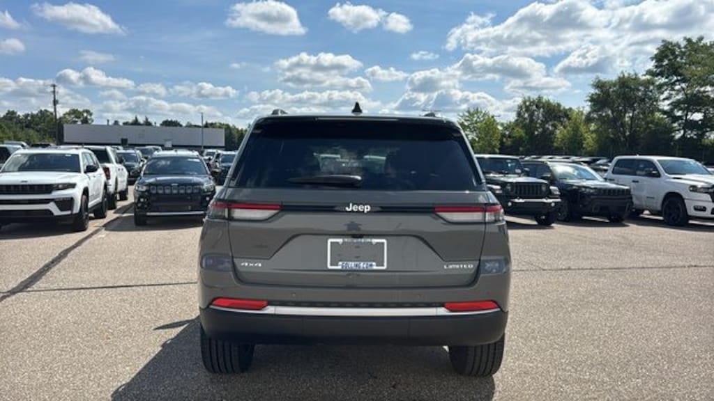 New 2027 Jeep Grand Cherokee Limited Sport Utility