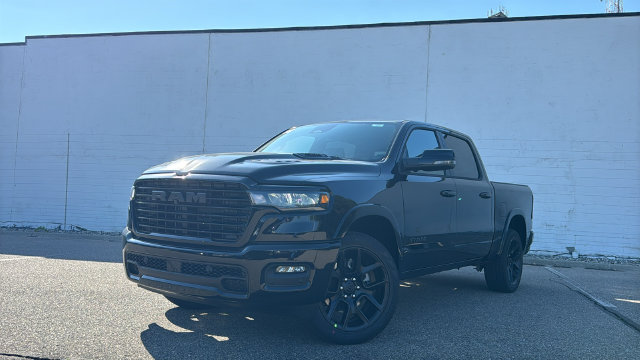 2027 Ram 1500 LARAMIE CREW CAB 4X4 5'7 BOX Pickup