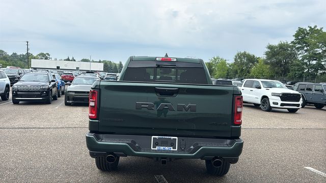 New 2027 Ram 1500 BIG HORN CREW CAB 4X4 5'7 BOX Pickup