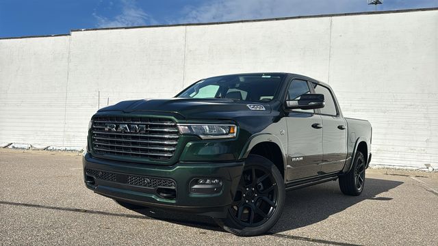 2027 Ram 1500 LARAMIE CREW CAB 4X4 5'7 BOX Pickup