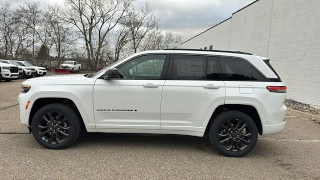 New 2026 Jeep Grand Cherokee LIMITED RESERVE 4X4 Sport Utility