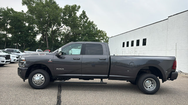 New 2026 Ram 3500 LARAMIE CREW CAB 4X4 Pickup