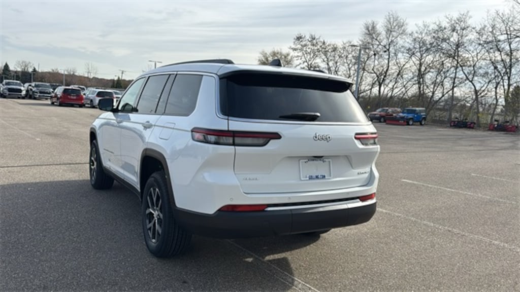 New 2025 Jeep Grand Cherokee L LIMITED 4X4 Sport Utility