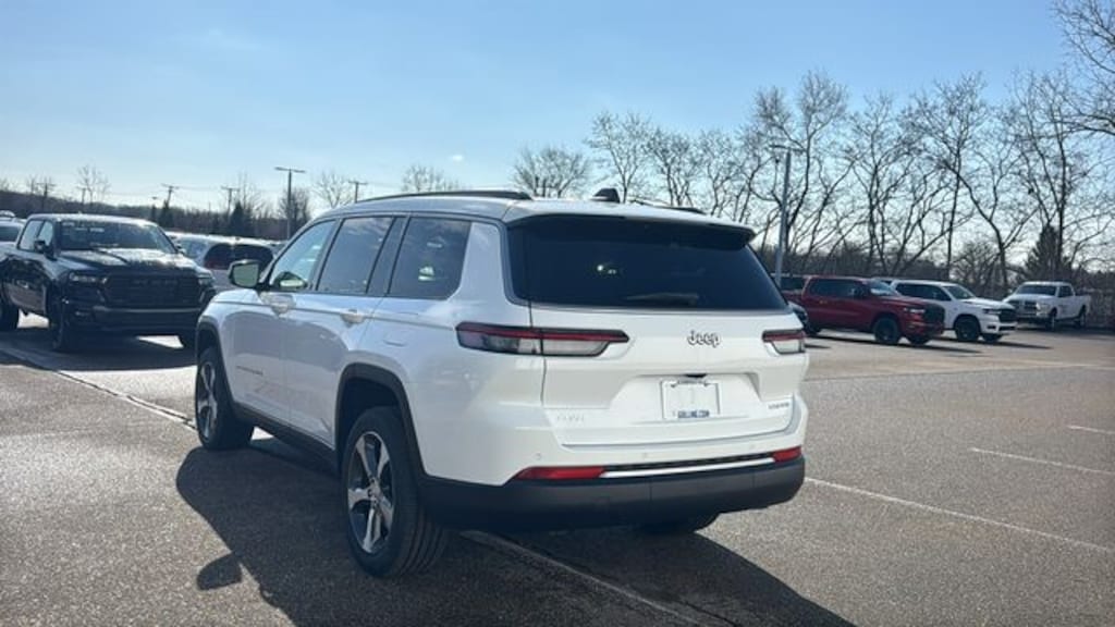 New 2026 Jeep Grand Cherokee L LIMITED 4X4 Sport Utility