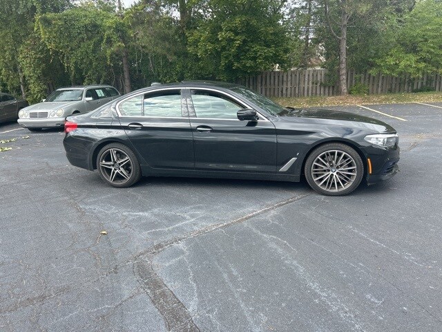 2018 Bmw 530e xDrive Sedan photo 2