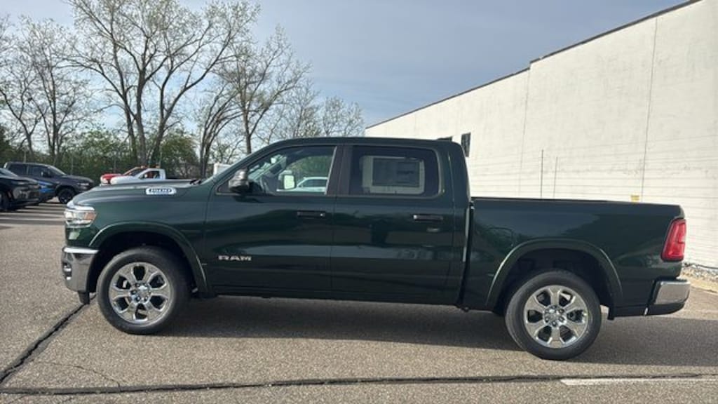 New 2026 Ram 1500 BIG HORN CREW CAB 4X4 5'7 BOX Pickup