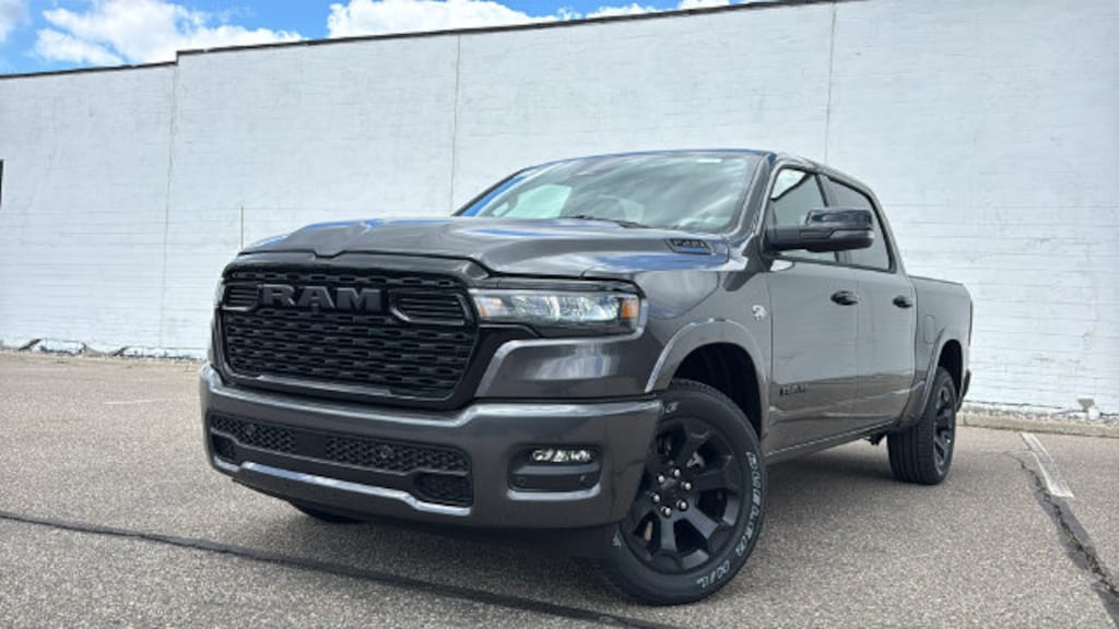 New 2026 Ram 1500 BIG HORN CREW CAB 4X4 5'7 BOX Pickup