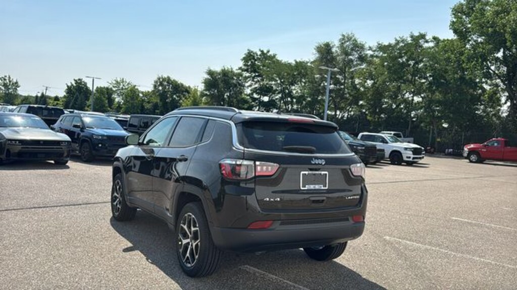 New 2026 Jeep Compass LIMITED 4X4 Sport Utility