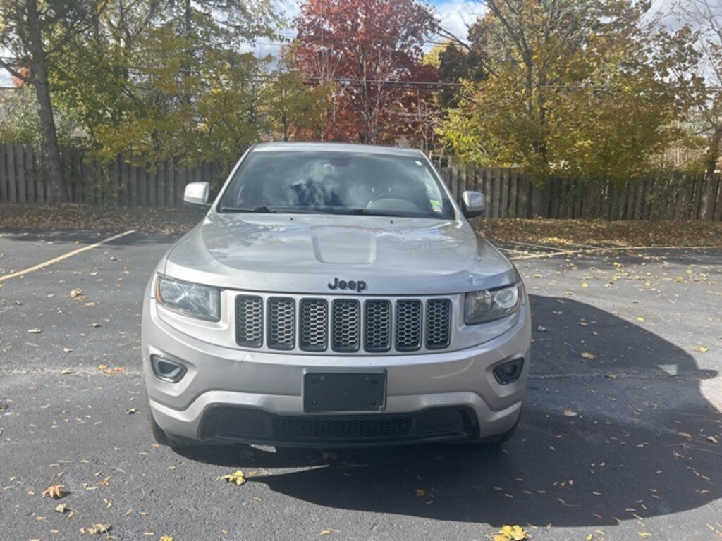 Used 2015 Jeep Grand Cherokee Altitude SUV