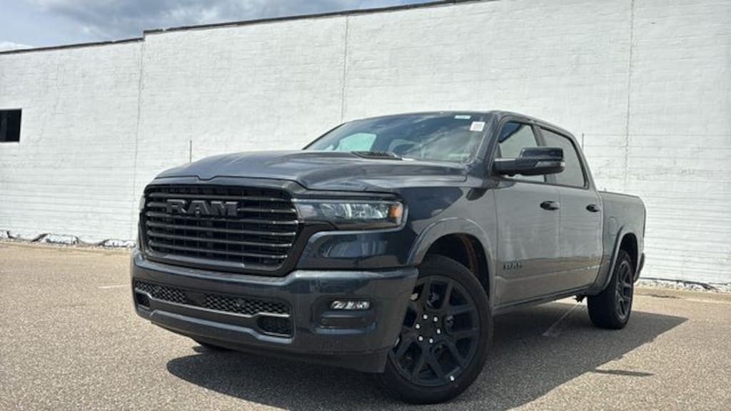 New 2026 Ram 1500 LARAMIE CREW CAB 4X4 5'7 BOX Pickup