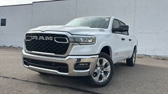 2026 Ram 1500 BIG HORN CREW CAB 4X4 5'7 BOX Pickup