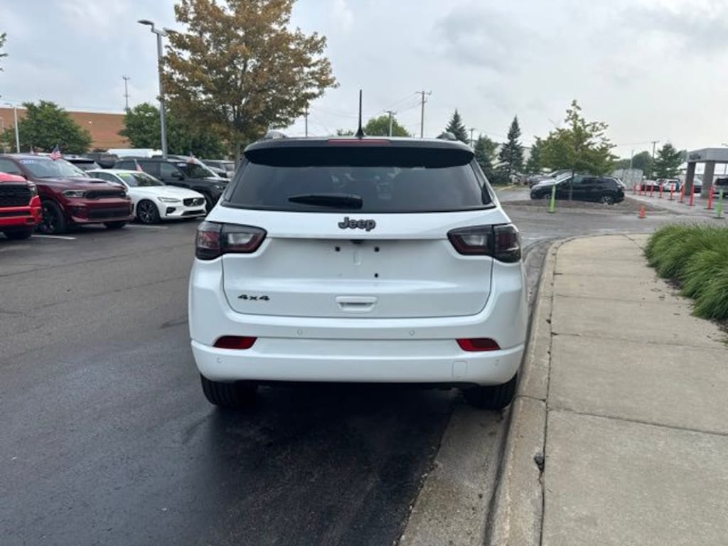 Used 2025 Jeep Compass Limited SUV