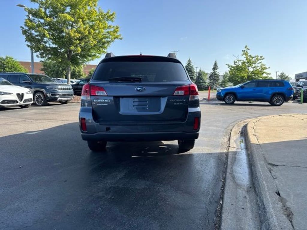 Used 2014 Subaru Outback 3.6R SUV