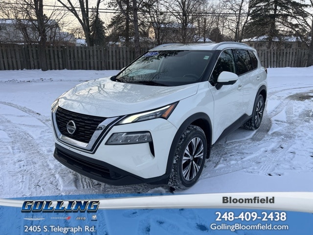 2021 Nissan Rogue SV's photo