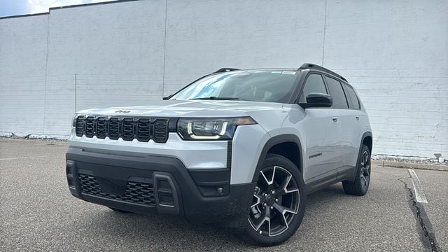 2026 Jeep Cherokee Overland HEV 4X4's photo