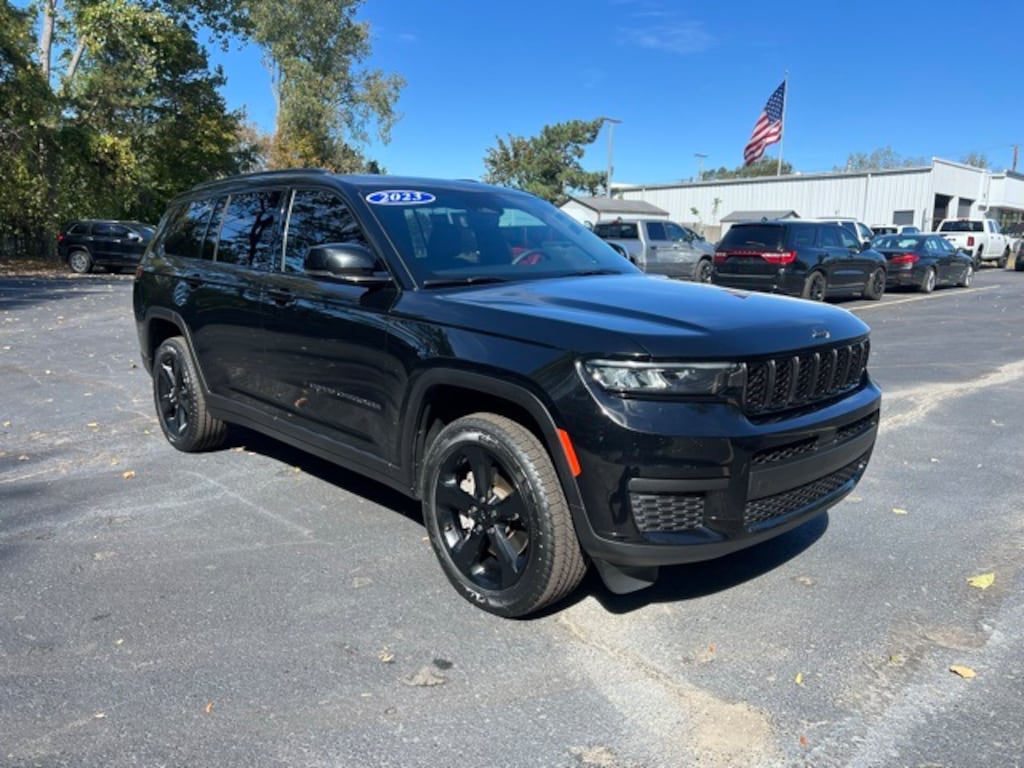 Certified 2023 Jeep Grand Cherokee L Altitude SUV