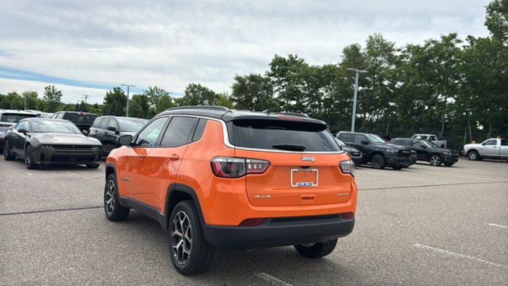 New 2026 Jeep Compass LIMITED 4X4 Sport Utility