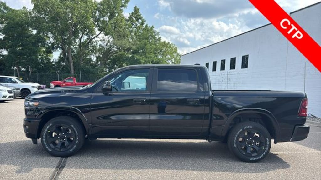 New 2026 Ram 1500 BIG HORN CREW CAB 4X4 5'7 BOX Pickup