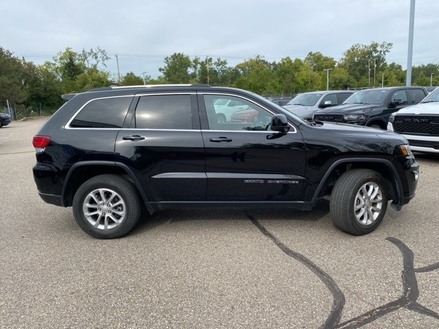 Used 2021 Jeep Grand Cherokee Laredo E with VIN 1C4RJFAGXMC802191 for sale in Bloomfield, MI