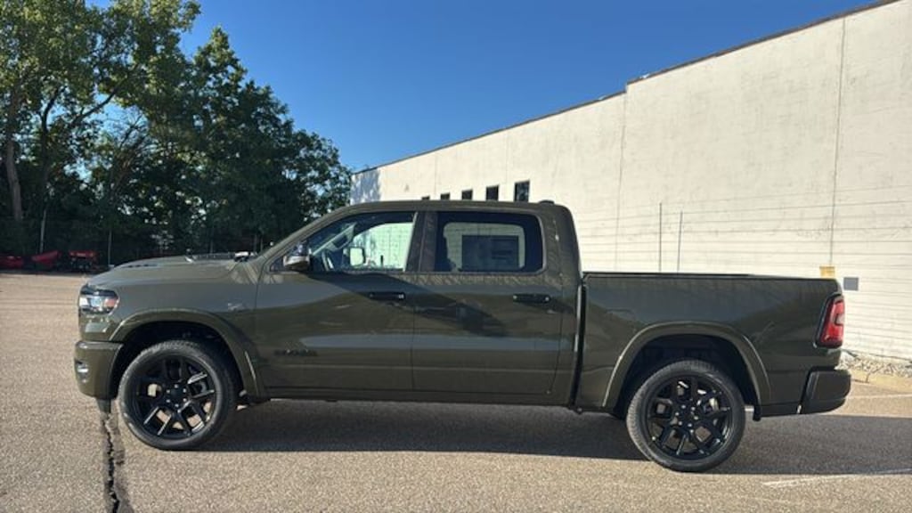 New 2027 Ram 1500 LARAMIE CREW CAB 4X4 5'7 BOX Pickup
