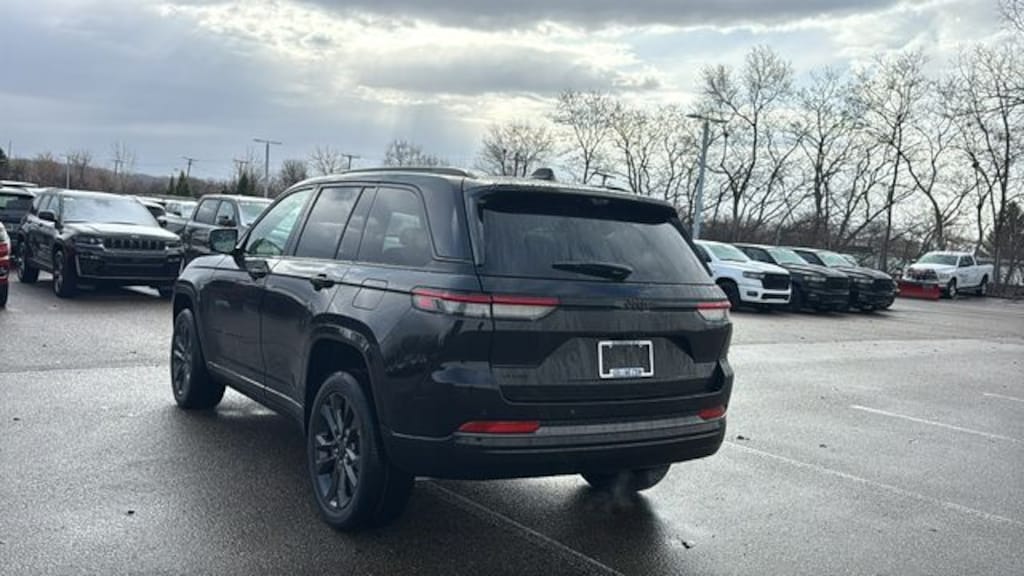 New 2026 Jeep Grand Cherokee LIMITED RESERVE 4X4 Sport Utility