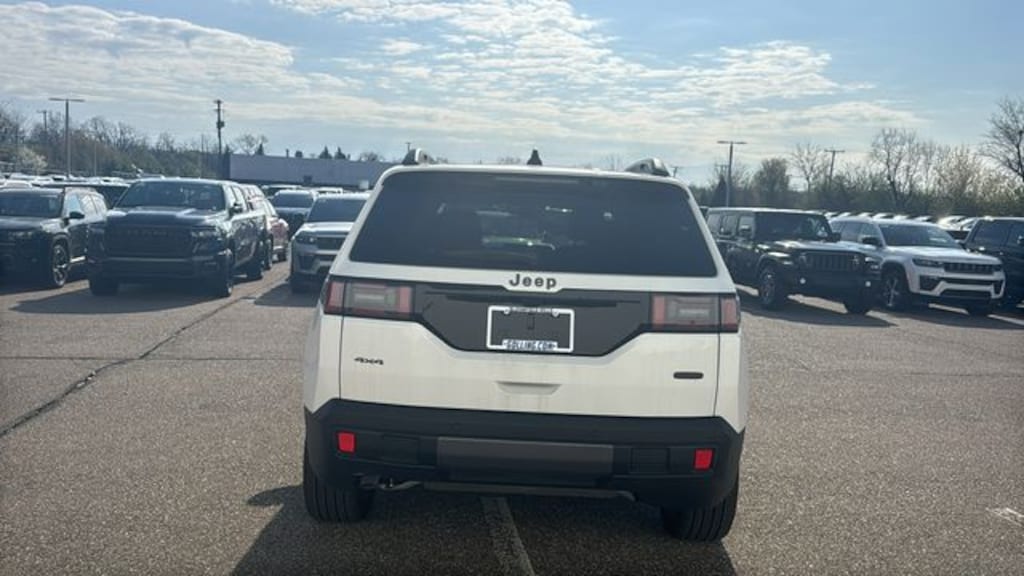 New 2026 Jeep Cherokee OVERLAND 4X4 Sport Utility