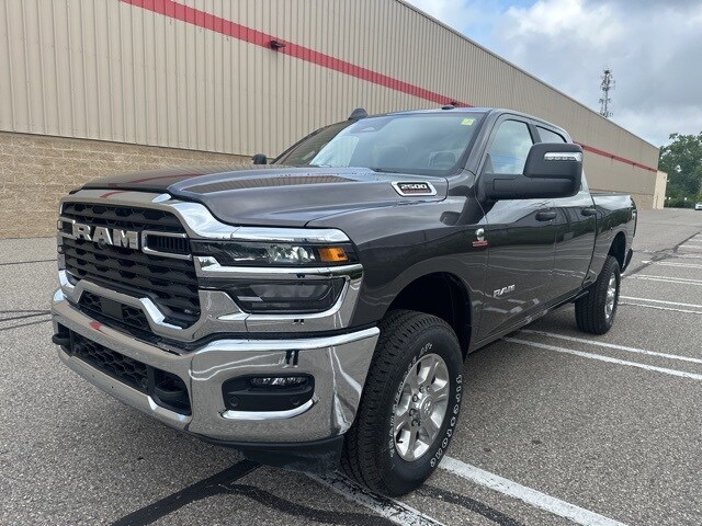 2025 Ram 2500 Big Horn photo 2