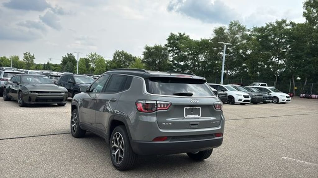 New 2026 Jeep Compass LIMITED 4X4 Sport Utility