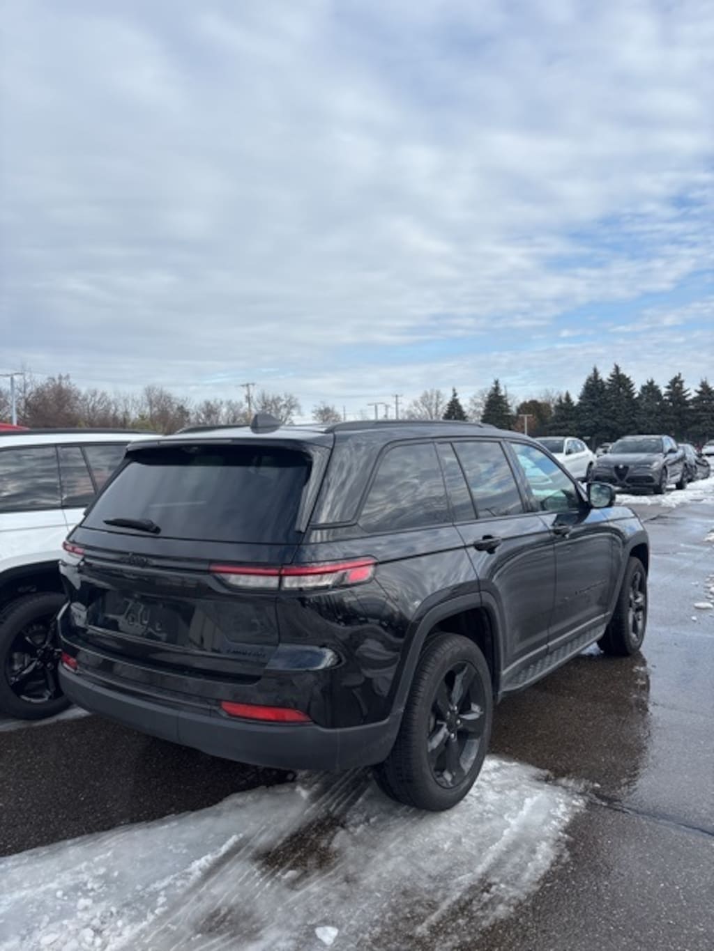 Used 2024 Jeep Grand Cherokee Limited SUV