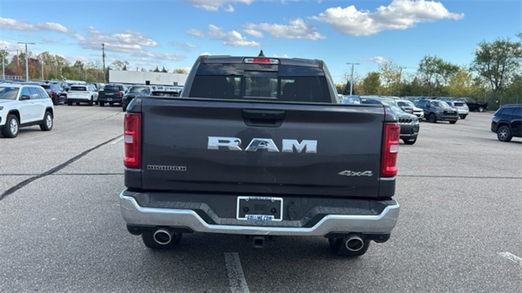 New 2026 Ram 1500 BIG HORN CREW CAB 4X4 5'7 BOX Pickup