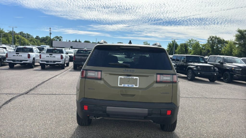 New 2026 Jeep Cherokee LAREDO 4X4 Sport Utility