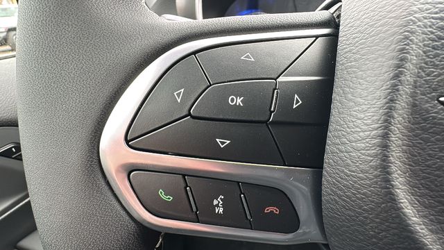 2026 Chrysler Pacifica Select - Photo 13