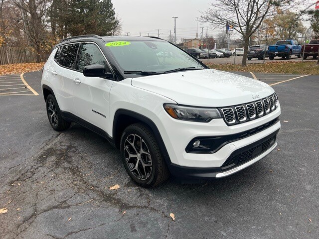 2024 Jeep Compass Limited photo 3