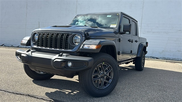 2026 Jeep Gladiator Sport S's photo